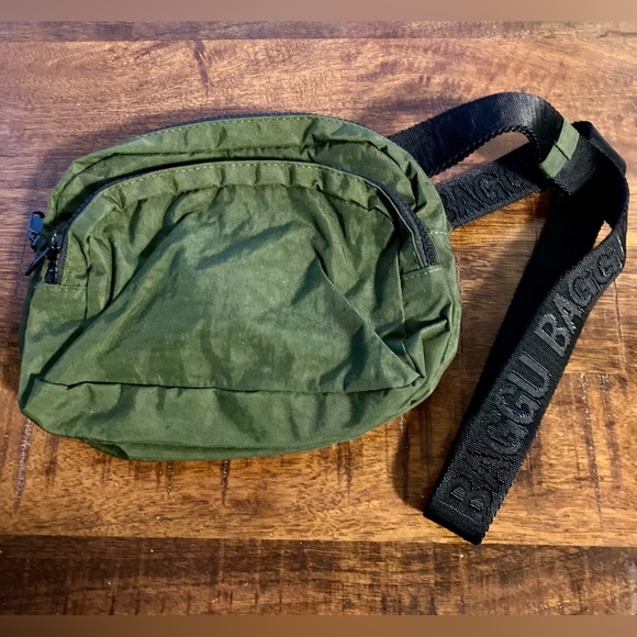 BAGGU Handbags - Baggu Fanny pack